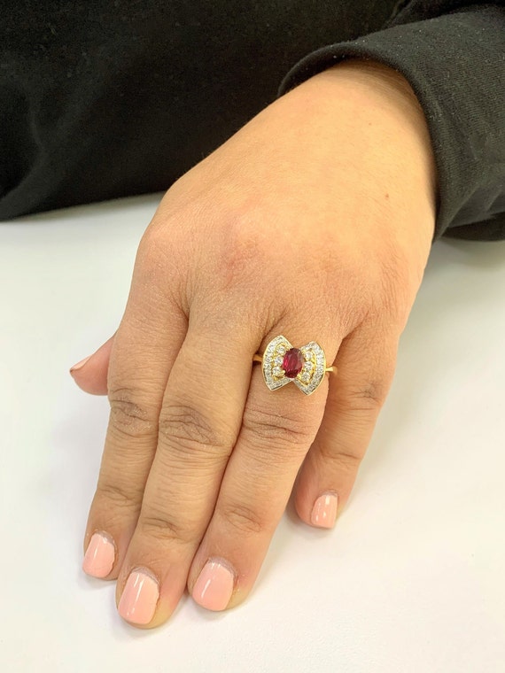 Vintage 18k Yellow Gold Ruby Diamond Ring: Bow En… - image 5