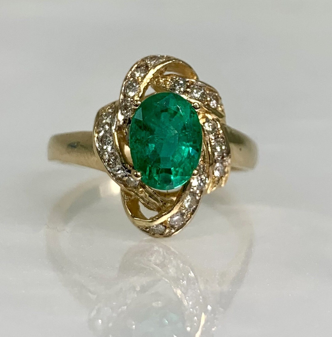 Vintage Emerald Ring, Emerald Jewelry, Emerald Ring Vintage, Emerald
