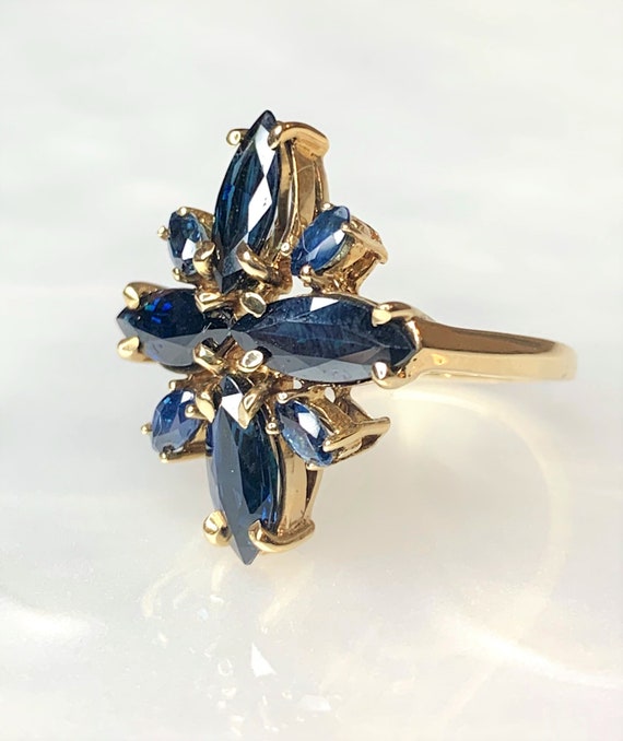 Vintage 14k Gold Starburst Sapphire Ring: Celesti… - image 1