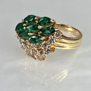 Vintage 14k Yellow Gold Emerald & Diamond Ring - US 5 3/4