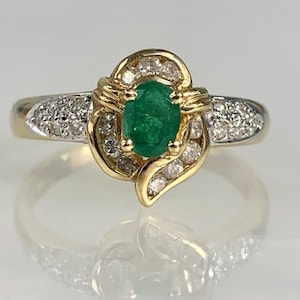 Vintage Emerald Diamond Ring: 14k Yellow Gold, Size 6.75