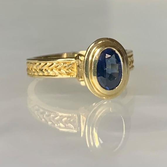 Vintage Sapphire Ring, Sapphire Solitaire Ring, M… - image 2