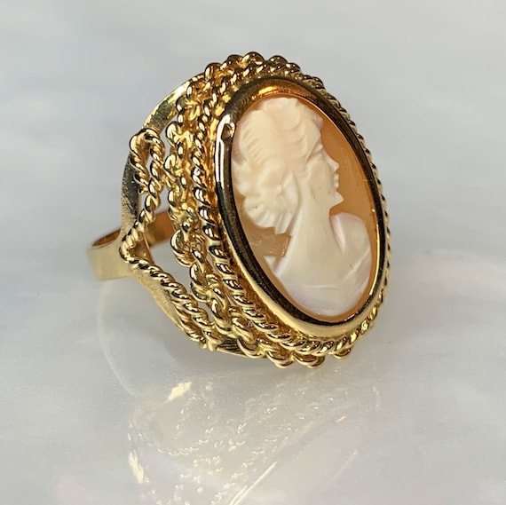 Cameo Ring, Vintage Gold Ring, Vintage Gold Jewel… - image 3