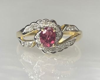Dainty Oval Ruby Diamond Ring | 0.47ct Natural Ruby Vintage Design | Solid 14k Gold Two Tone Ring