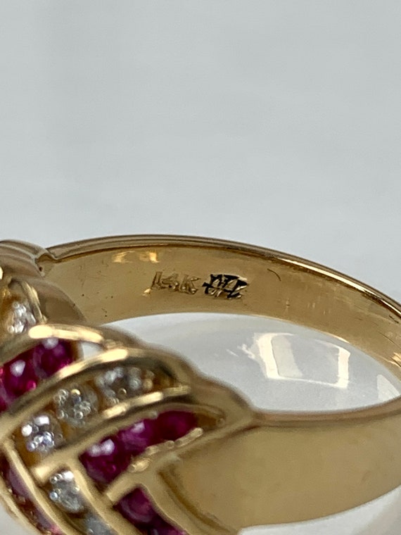 Vintage Ruby Diamond Ring: 14k Gold Chevron Band,… - image 6