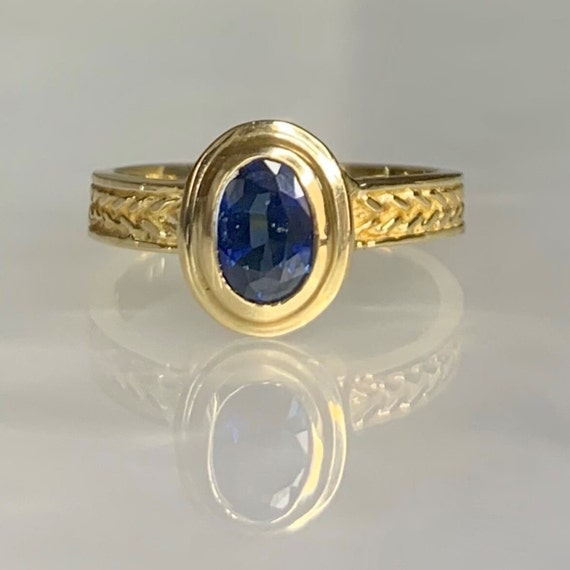 Vintage Sapphire Ring, Sapphire Solitaire Ring, M… - image 3