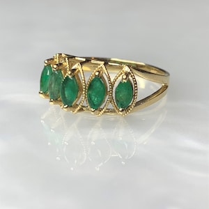 Emerald Ring, Emerald Eternity Band, Marquise Emerald Ring, Emerald Ring For Women, Emerald Eternity Band, Half Eternity Band, Gift for Wife imagem 1