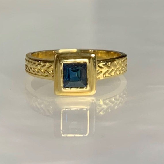 Dainty Sapphire Ring, Minimalist Sapphire Ring, Sapph… - Gem