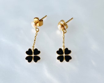 Oorbellen zwarte onyx klaver: 14k massief gouden sierlijke oorbellen