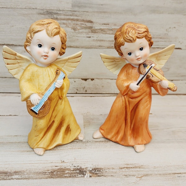 Angels Porcelain Angel 5400, Brunette Angel Figure, Angel Violin Homco, Angel with Mandolin Instrument. E-3