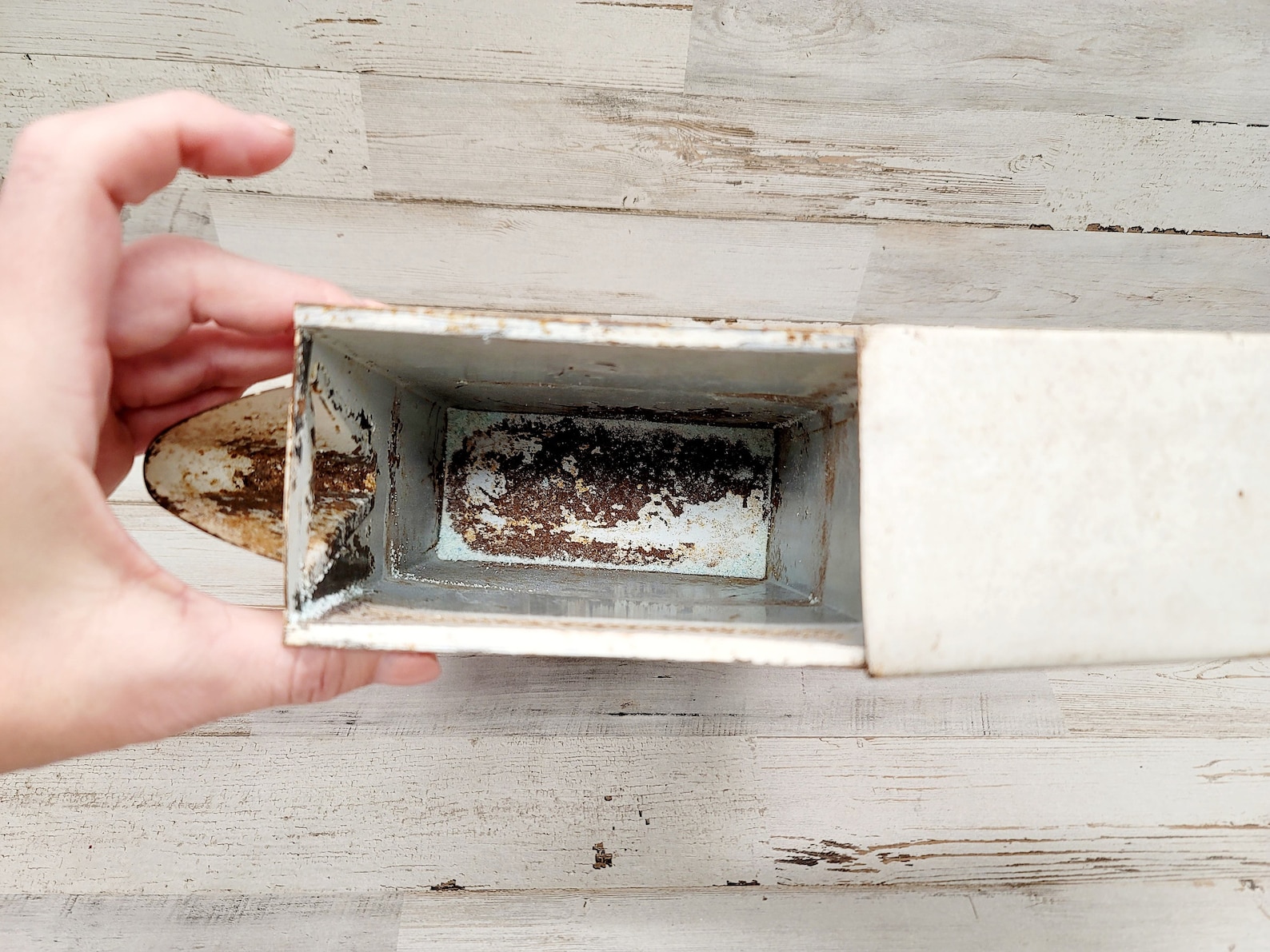 Laundry Detergent Tin Dispenser Vintage Laundry Soap Tin Etsy