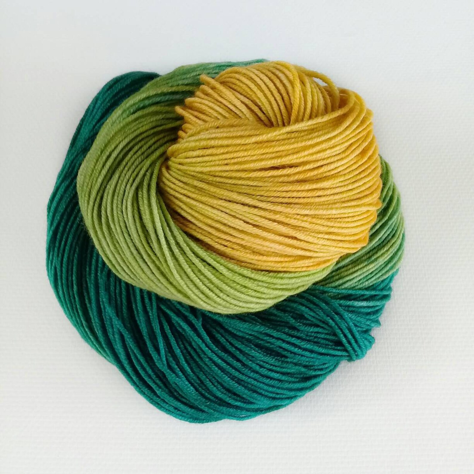 Matasse di lana tinte a mano di filato peso sportivo matasse Etsy Matasse di lana tinte a mano di filato peso sportivo matasse Etsy