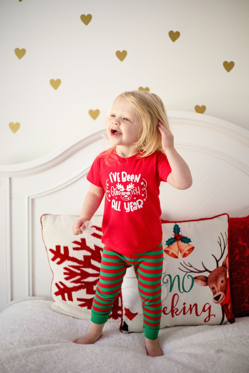 Funny Christmas, Funny Christmas Shirt, Funny Kids Shirts, Christmas Shirts for Kids, Reindeer, Kids Holiday Clothes, Cute Gifts for Kids Red (SS)