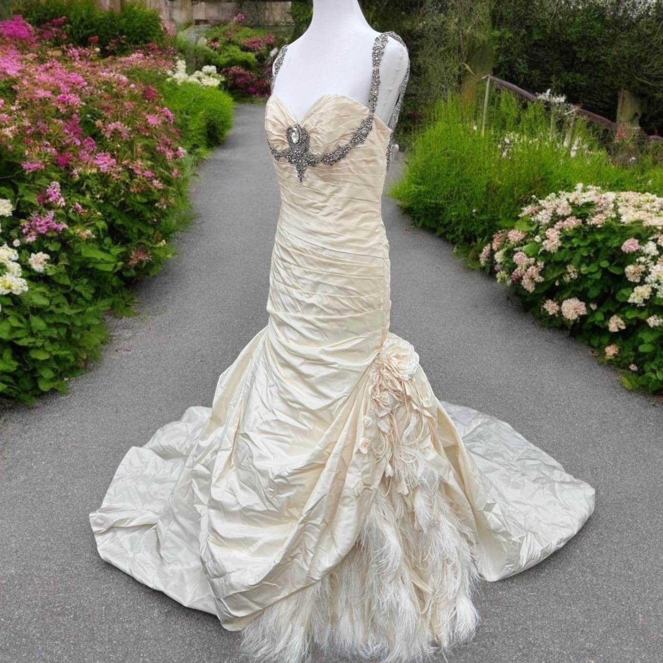 Avine Perucci by #539 Bridal Gown Wedding DRESS SZ 10