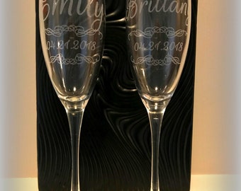Personalized Champagne Glass Flutes - Toasting Flutes Set - Champagne Glasses Custom - Etched Wedding Flutes - Set of 2