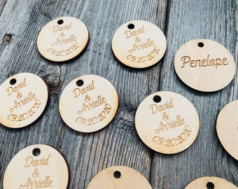 Dijes de madera para vino personalizados: abedul grabado a doble cara, juego de 10