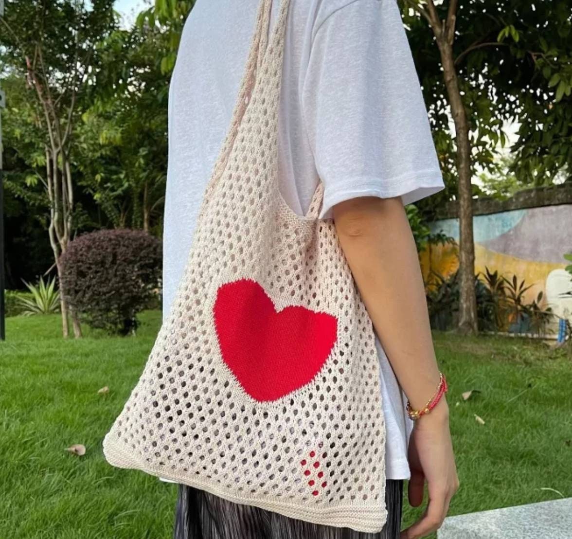 1pc Crochet Heart Shaped Ladies' Shoulder Tote Bag In Pink