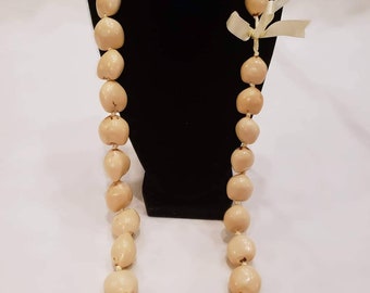 Kukui Nut Lei, Cream | Graduation, Wedding, Funeral, Farewell | Gift