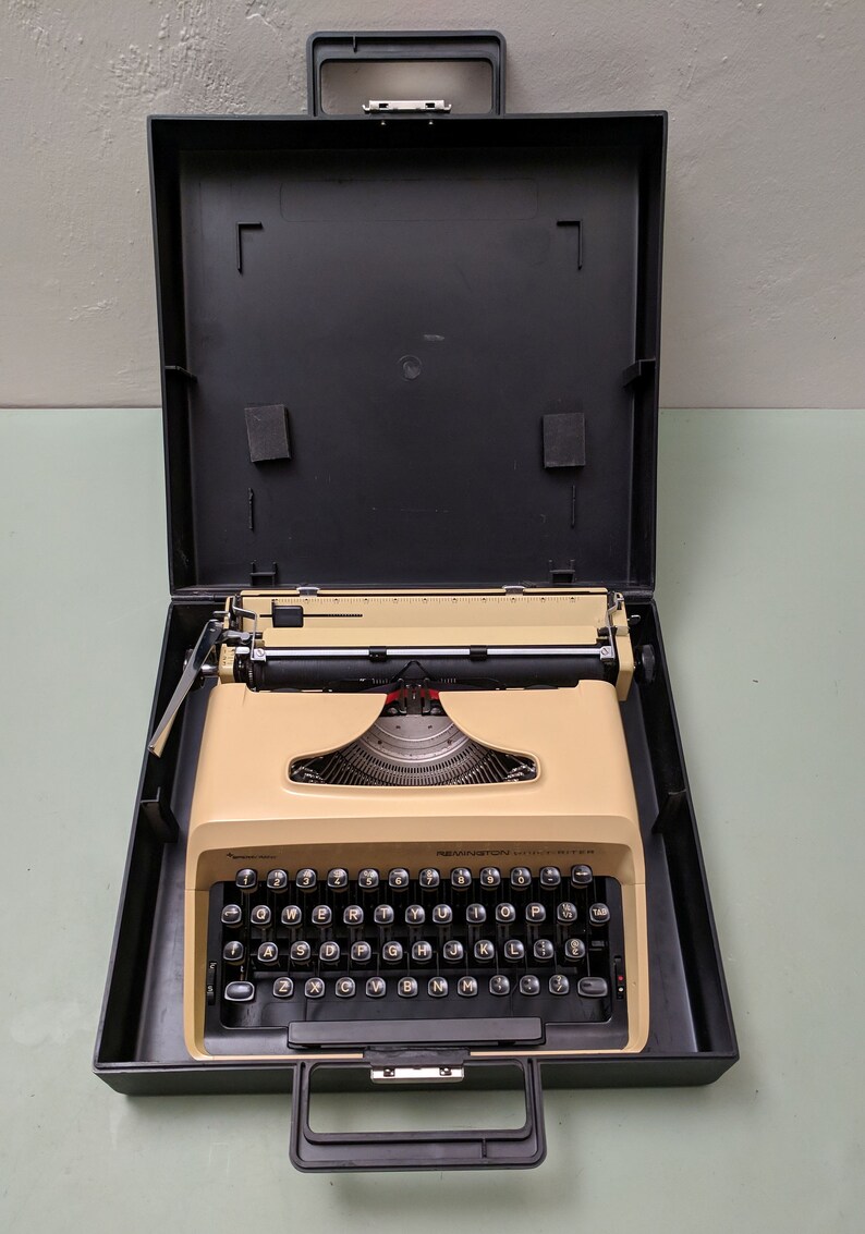 Sperry Rand Remington Quiet Riter Manual Typewriter Etsy