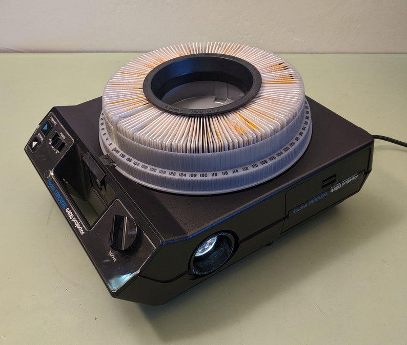 Kodak 4400 Carousel Slide Projector Etsy