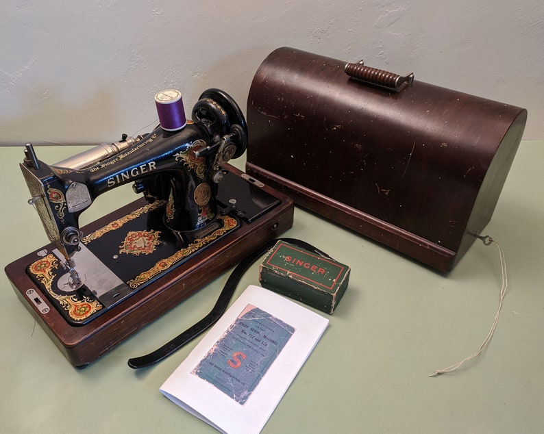 Singer 128 Sewing machine 1925 Etsy