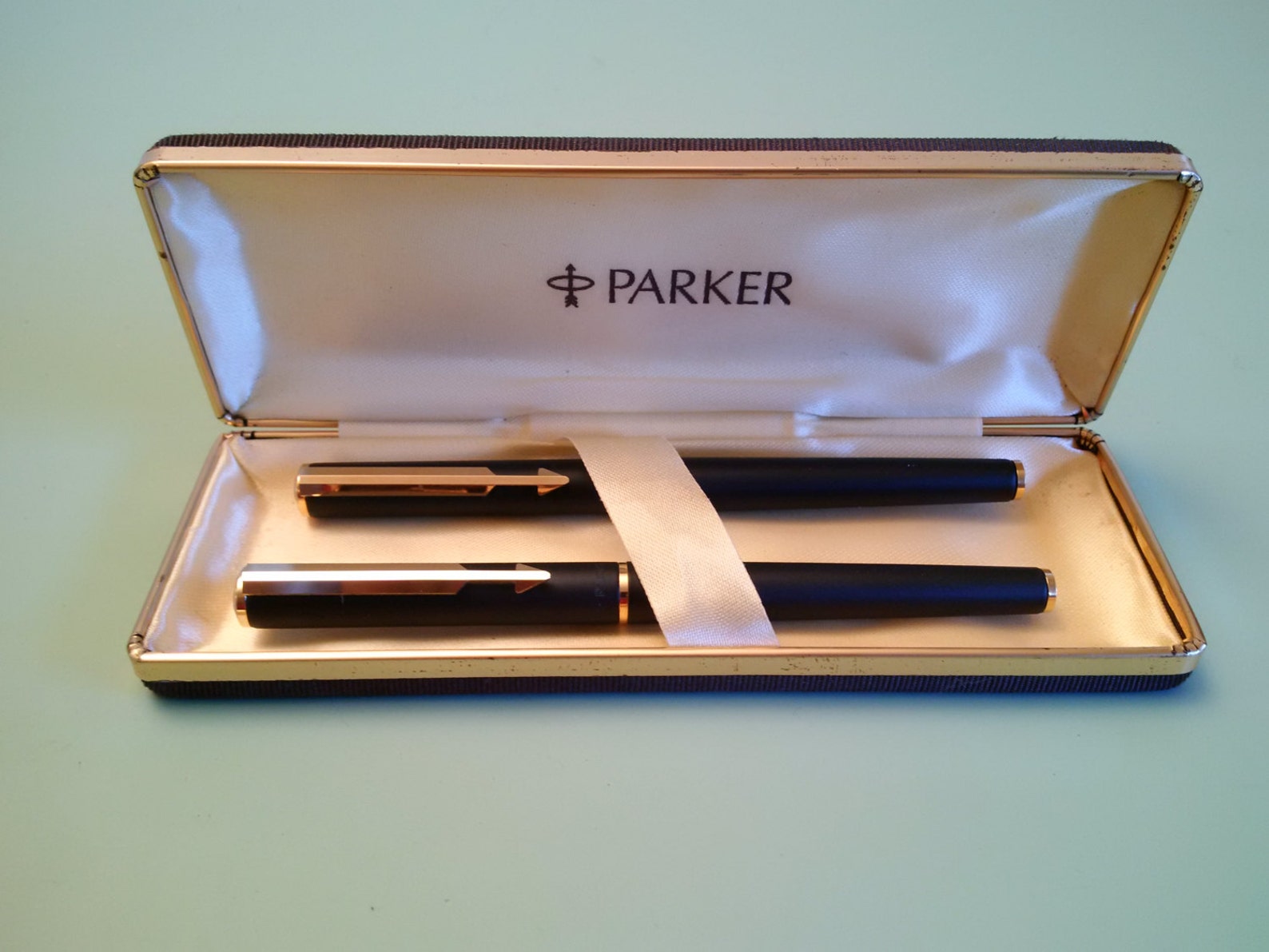 PARKER Vector Gold Nib Fountain and Ballpoint Pen Set | Etsy