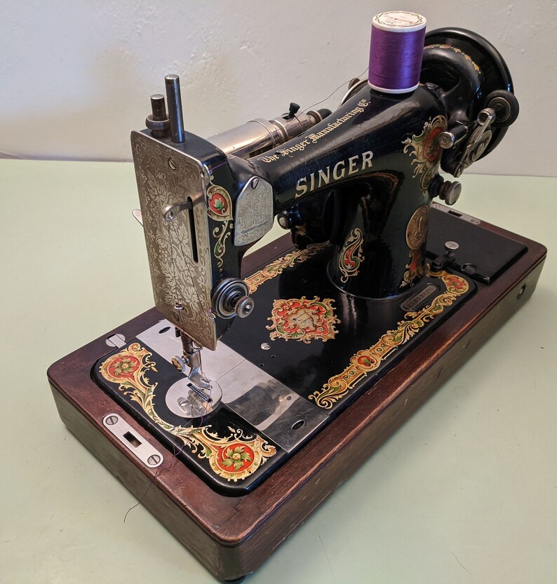 Singer 128 Sewing machine 1925 Etsy