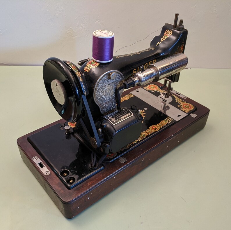 Singer 128 Sewing machine 1925 Etsy
