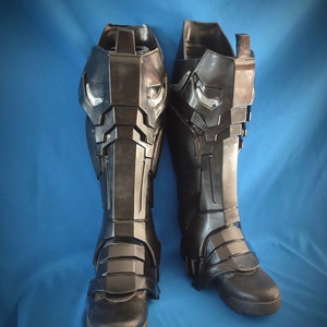 Cosplay Shin Guards – Leg Armor for Sci-Fi or Fantasy Costume – Tactical Style – LARP or Cosplay Gear
