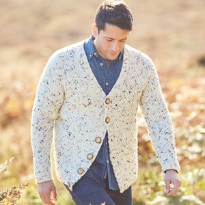 Mens V-Neck Cardigan knitting pattern in Bonus Chunky , Hayfield  8294