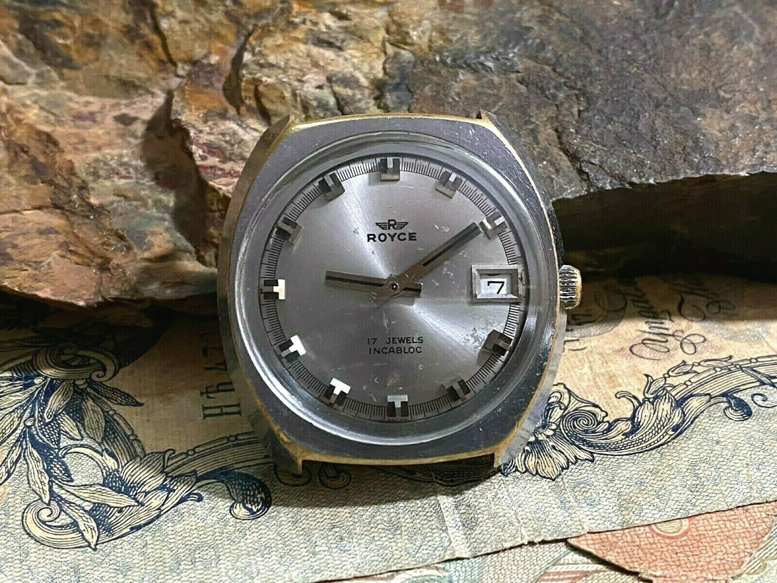 VINTAGE ROYCE montre incabloc 17 bijoux SWISS antimagnétique | Etsy France