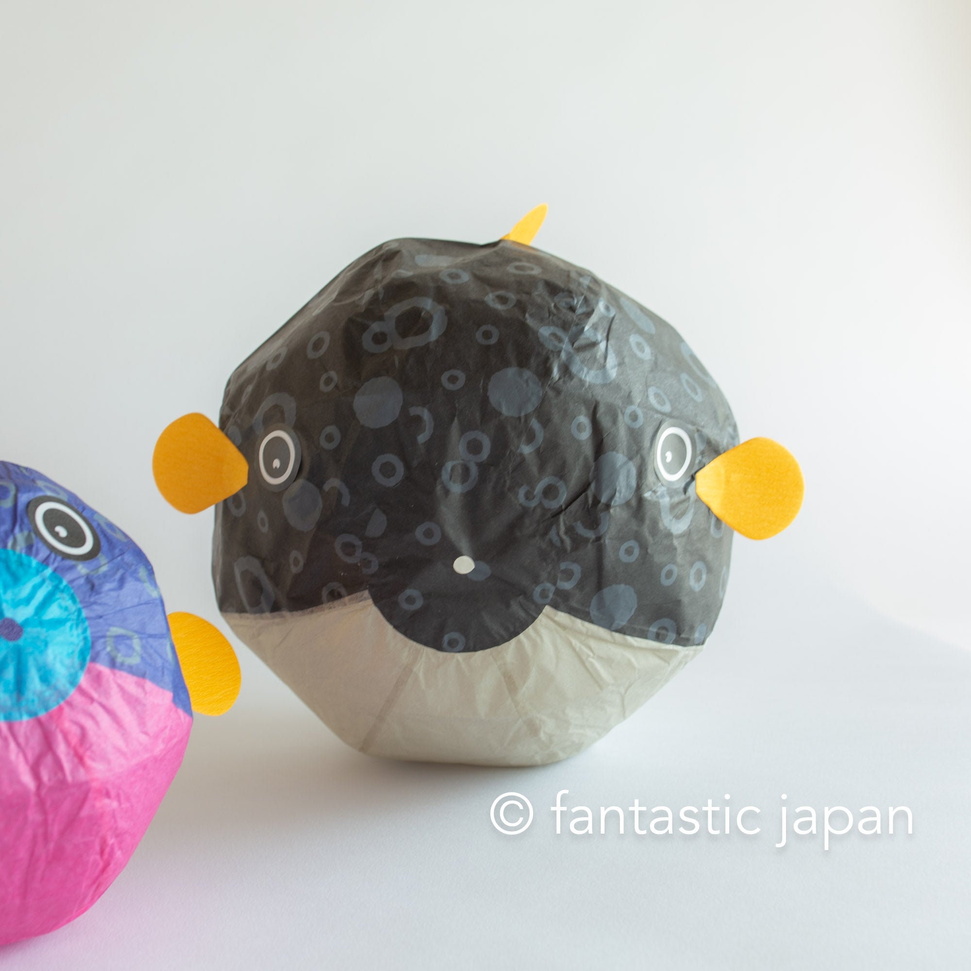 Japanese Paper Balloon -two Blow Fish- ※colours of the Balloons in Each Set  Will Vary. - Etsy, image size:2000x2000