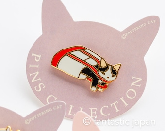Pottering Cat hard enamel pin -shoulder bag-