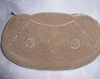 vtg 40s Beige faux pearl and beaded hand band clutch made in Japan STUNNING