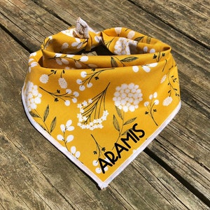 Personalized Yellow flower dog bandana  // Flower dog bandana // Yellow Dog bandana // Bohemian // Boho dog bandana// Autumn bandana // Pupp