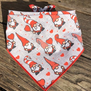 Valentine dog bandana VALENTINE GNOMES  // Heart dog bandana // Dog bandana hearts // Valentine Day bandana //Personalized dog bandana