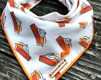 Thanksgiving dog banana PUMPKINPIE // Fall dog bandanas // Autumn dog bandana // Pumpkin pie dog bandana // Tie on dog bandana