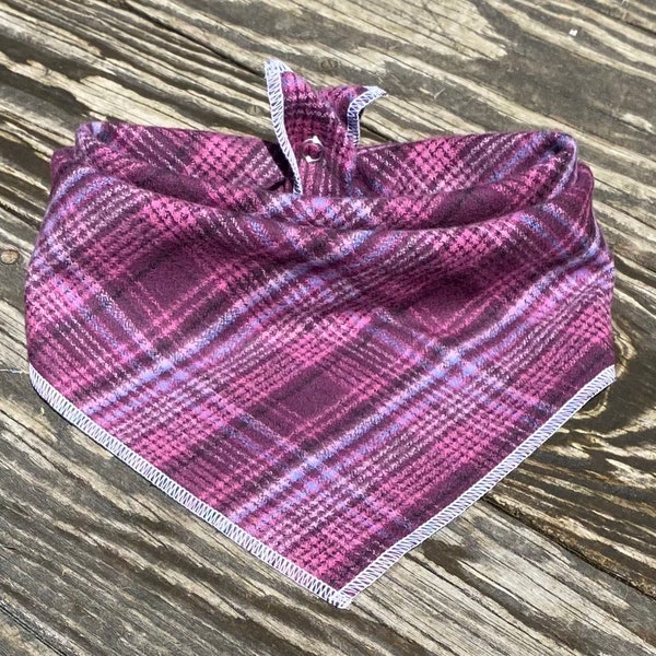 Flannel Dog bandana PURPLE PLAID // Fall dog bandana // dog bandana fall // Bandana for dogs // Plaid dog bandana // Girl Dog scarf