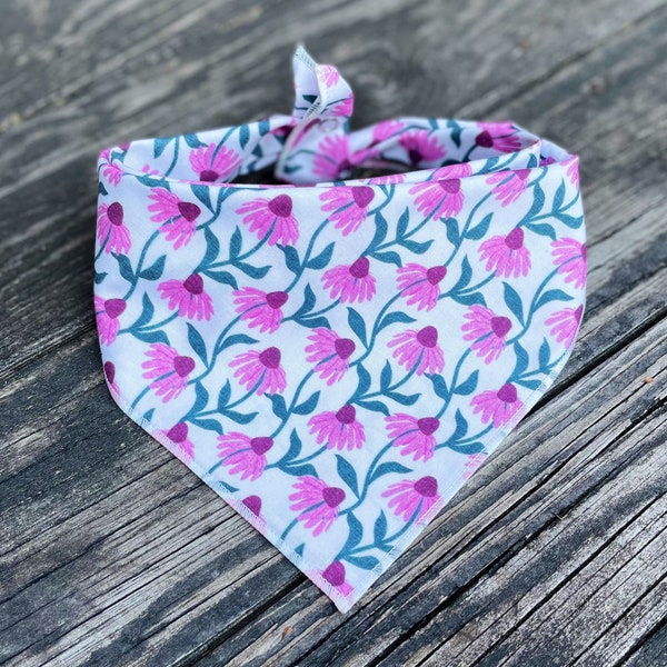 Dog bandana: PURPLE CONEFLOWER// Flower dog bandana //Purple Dog bandana // Flower bandana // Dog scarf