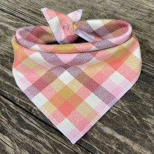 Plaid Dog bandana: PINK GOLD WHITE // Dog bandana // Girl dog bandana // Personalized Bandana // Dog scarf