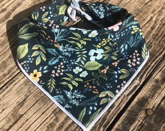 Dog bandana flowers - NAVY WILDFLOWER // Floral dog bandana // Flower dog bandana // Dog scarf // Girl dog bandana // Bandana for dogs