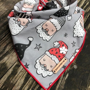 Christmas Dog bandana SANTA CLAUS//  Dog bandana christmas // Gray dog bandana // Christmas bandana // Winter bandana // santa claus