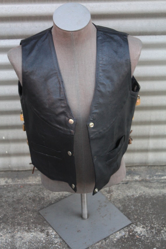 Classic Vintage Men's Biker Motorcycle Leather Vest – Real Cowhide, Black, Summer Cut