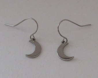 Stainless steel earrings - small moon