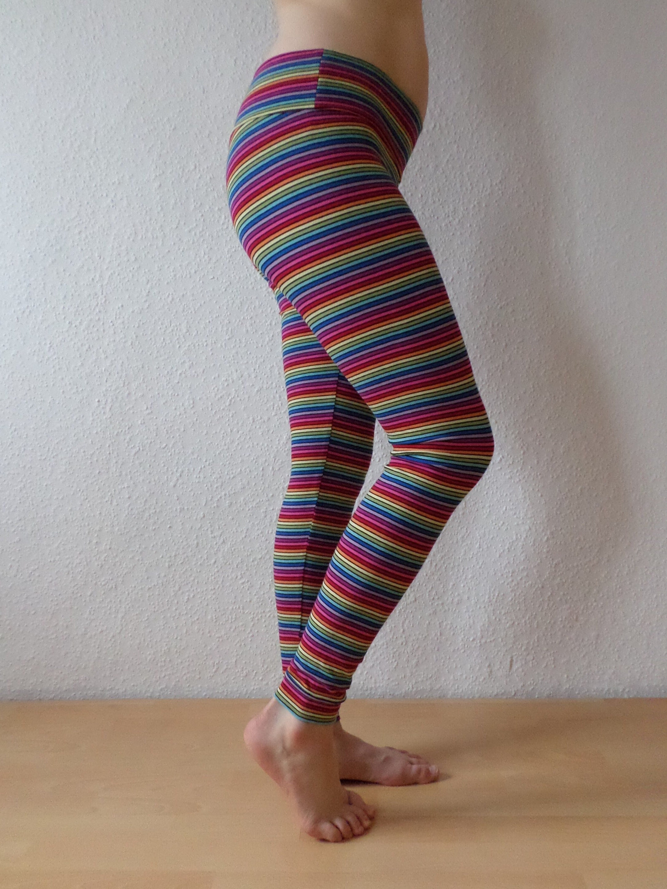 Black leggings with rainbow stripe sales