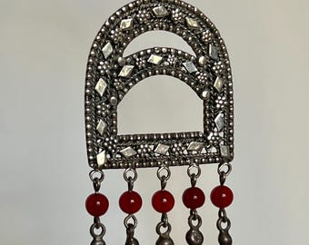 Vintage Jewish Yemenite silver pendant carnelian beads from artist Moshe David