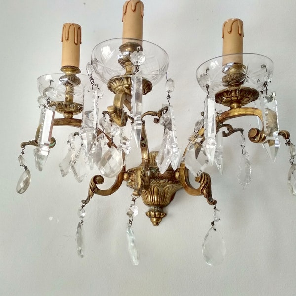 Old 3-light wall light in bronze and crystal - Napoleon III style lamp, late 19th century