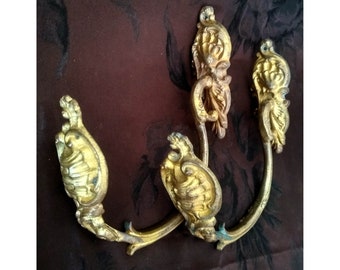 2 alte Bronzehaken - Garderoben - Kussvorhänge 1900 vergoldetes Metall - Alte Krawatten Rokoko 19er