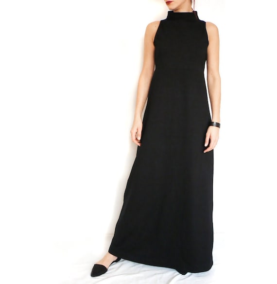 black cotton dress