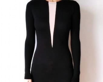 Top de manga larga ajustado y único: elegante camiseta de mujer con bloques de color.